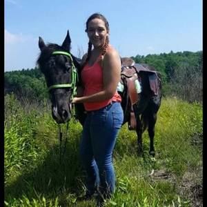 Meet your Posher, Emily